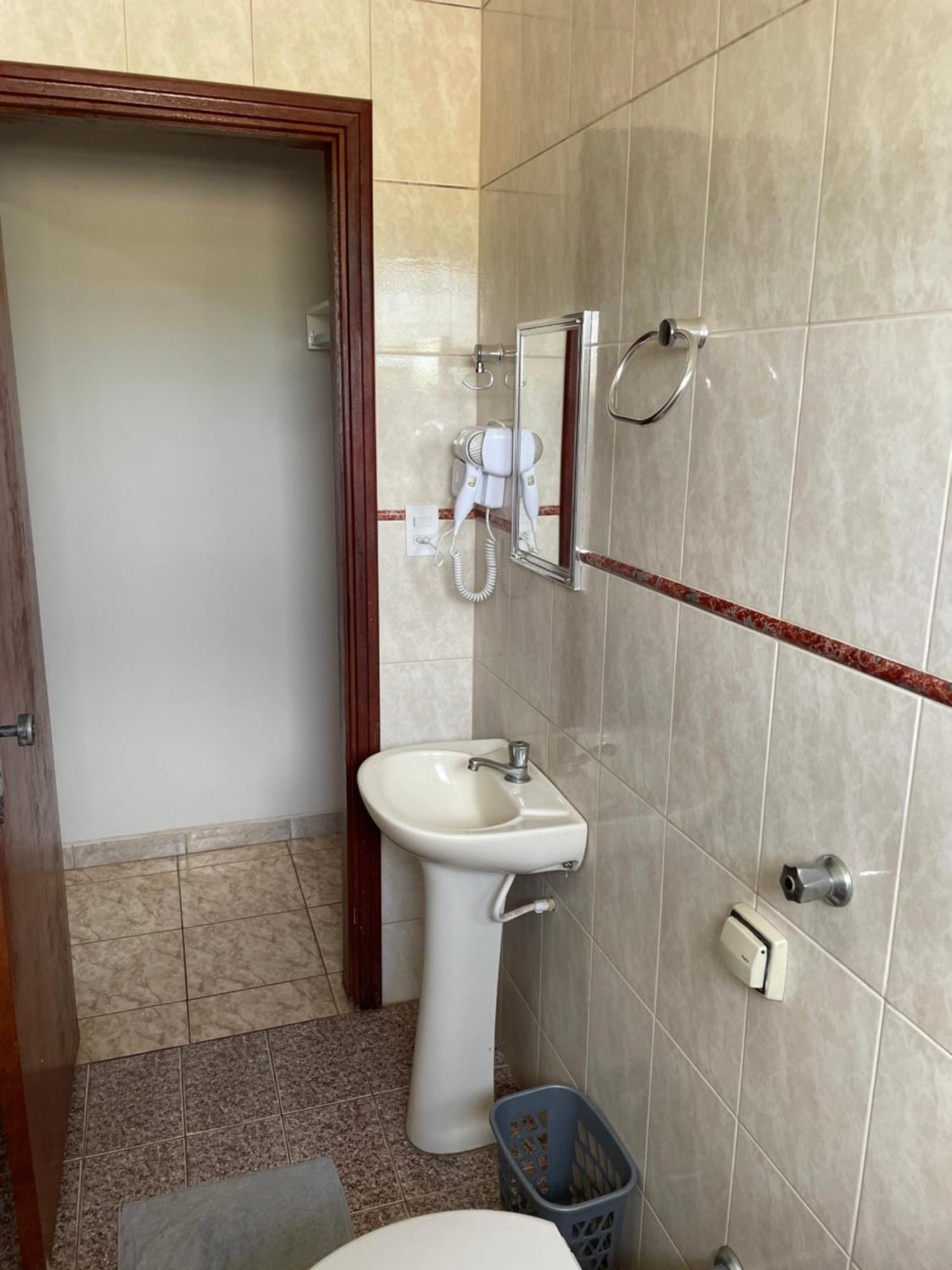 Hotel Silver Рио дас Педрас Екстериор снимка